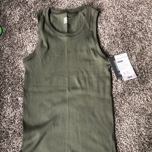 Athleta renew ribbed regular tank. Medium. NWT